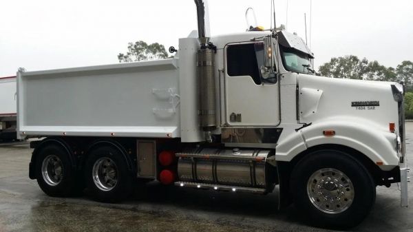 2025 GBB End Tipper Trailers image