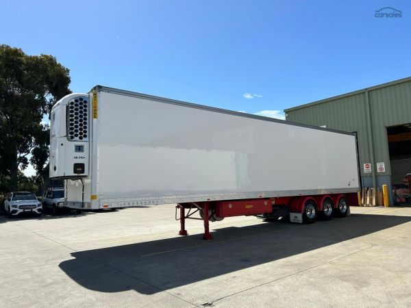 2013 Maxitrans 22 Pallet -28 Freezer C Series Double Loader B image