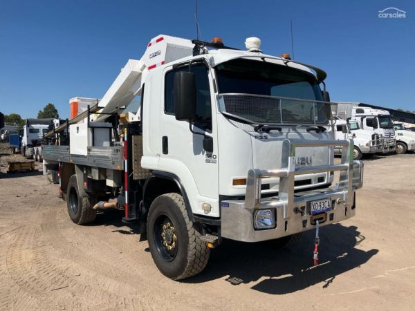 2011 Isuzu FSS550 image