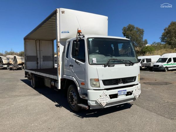 2013 Mitsubishi Fighter FM600 image