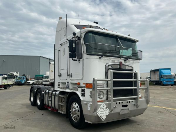 2010 Kenworth K108 Sleeper Cab image
