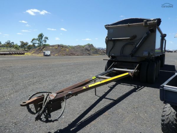 2017 HERCULES 10.2M SIDE TIPPER image