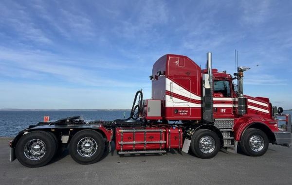 2023 Kenworth T659 image