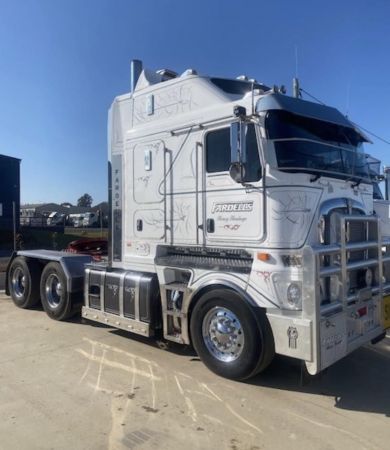 2019 Kenworth K200 image