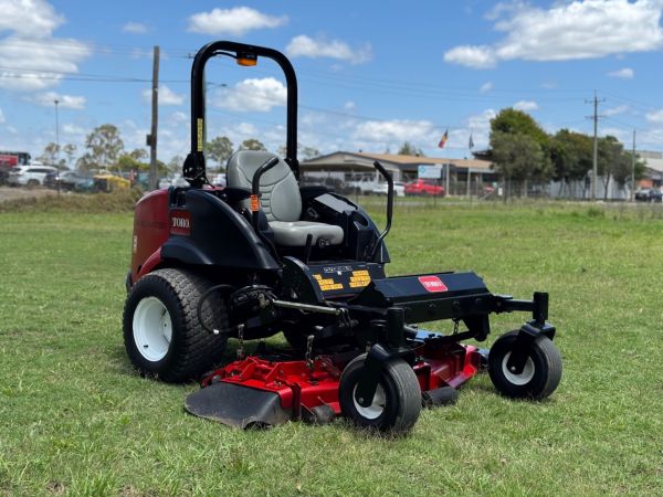 2016 Toro Ground Master 7200 Zero Turn image