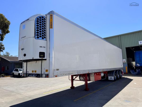 2013 Maxitrans ST3 22 Pallet -30 Reefer Double Stacker, Flat floor image