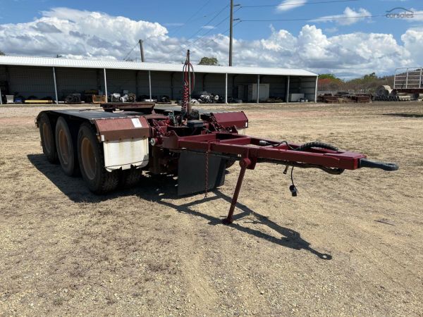 2017 Barker Heavy Duty Tri Axle image