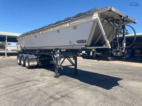 2019 Muscat Live Bottom image