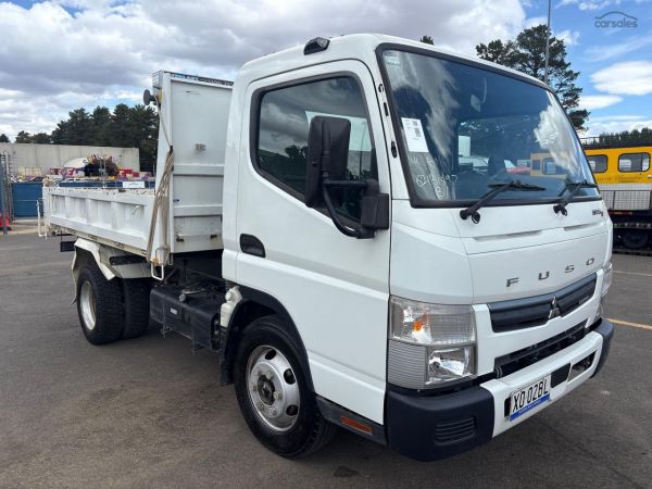 2021 Mitsubishi Fuso Canter 815 image