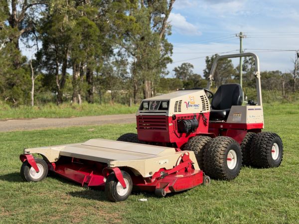 2020 Ventrac 4500P Front Deck image