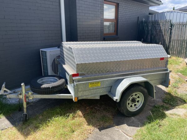 Taylor’s Trailers hot dip gal trailer with lockable hard cover image